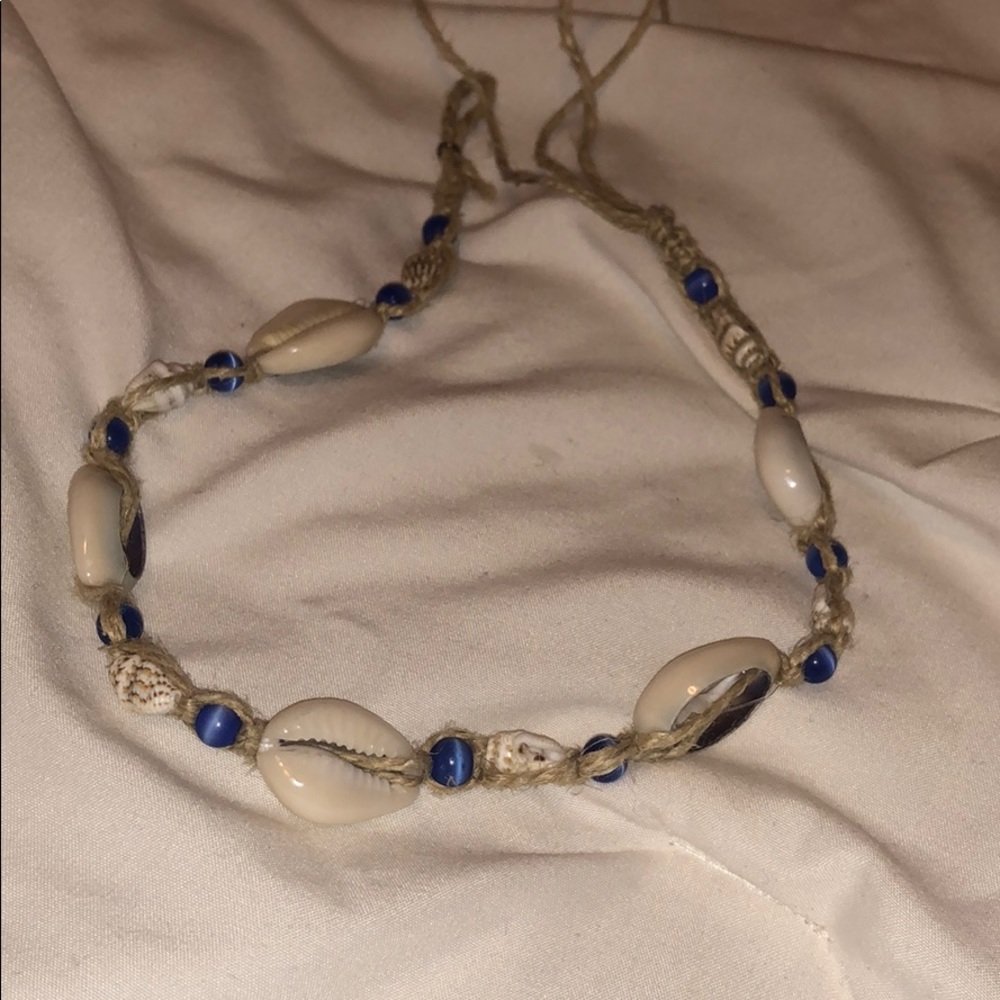 Twine and Shell Necklace